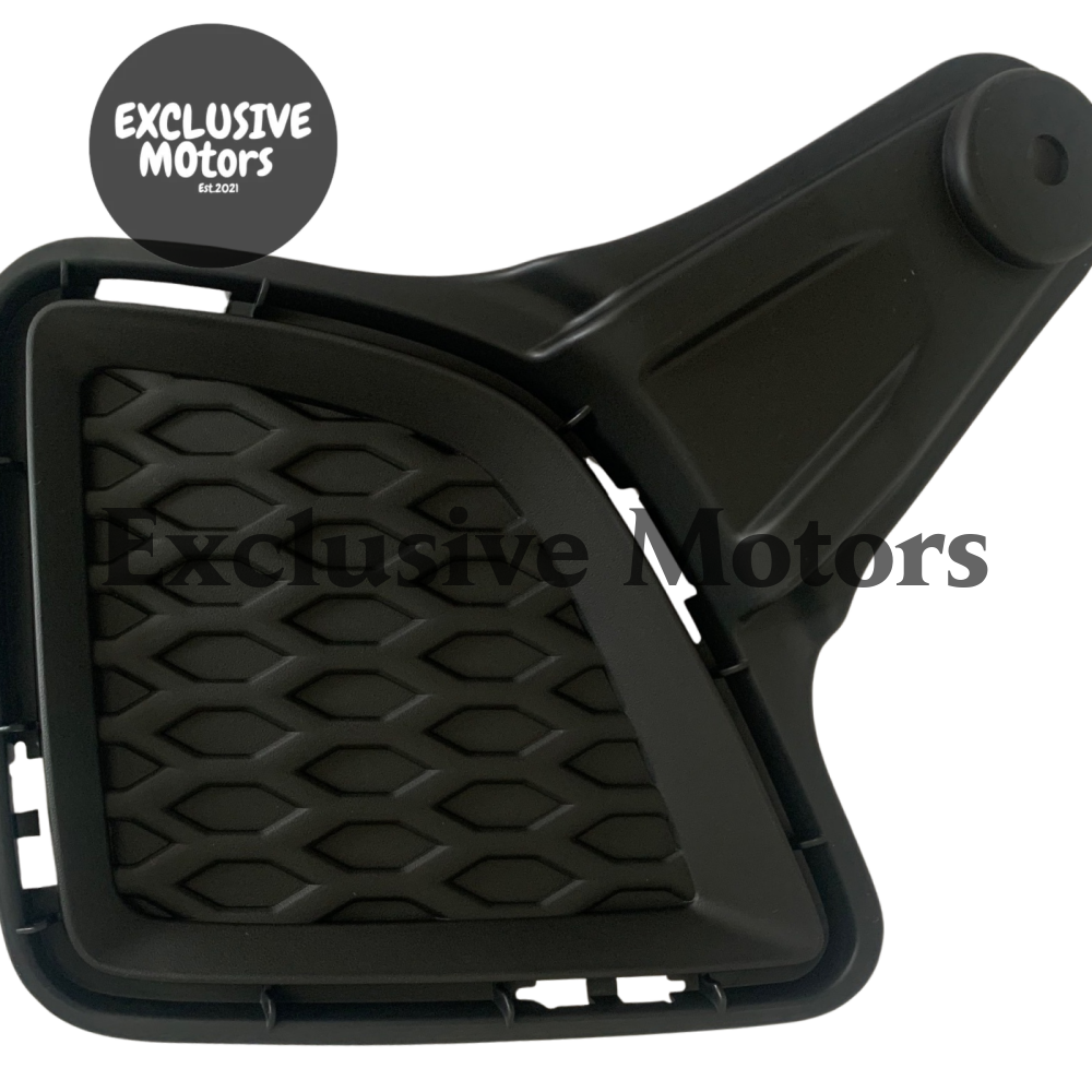 Right Hand Fog Light Cover for Toyota Hiace (2010-2013)