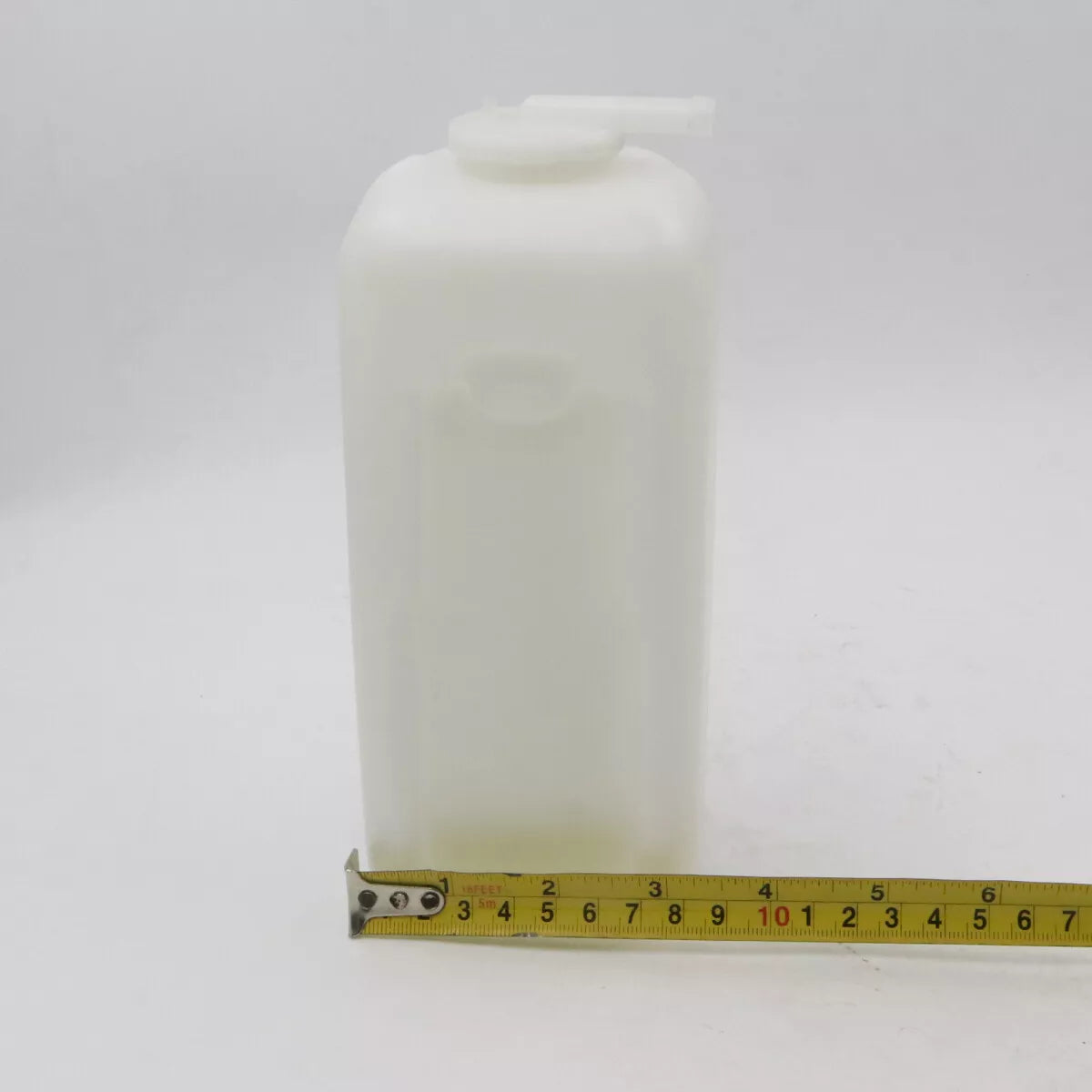 Coolant Overflow Tank for Suzuki Samurai SJ410 SJ413 JA51 Jimny 1981-1998
