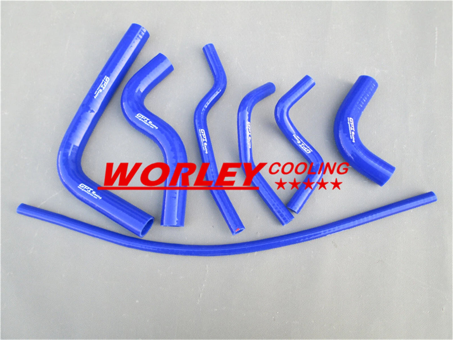 Aluminum Radiator + Blue Hose for Suzuki Sierra 1.3 SJ413 (1981-1996)