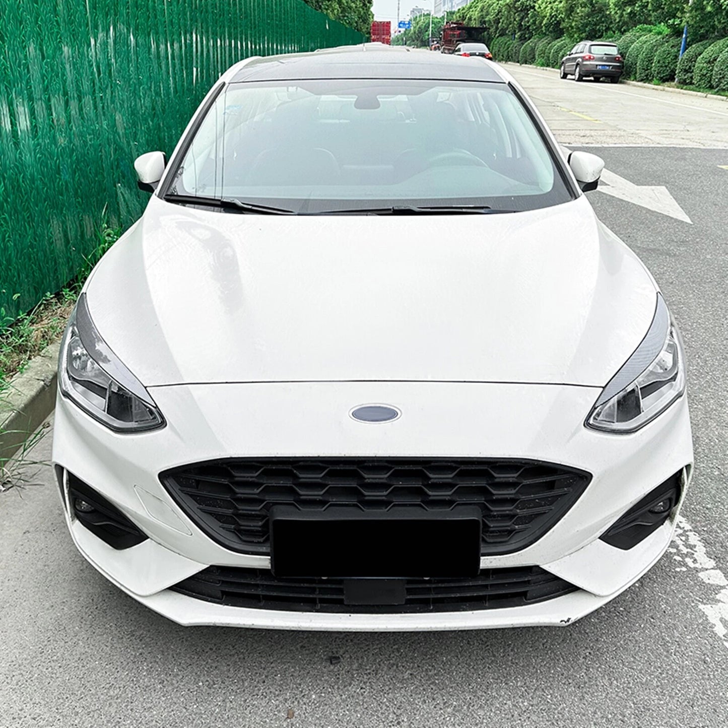 1 Pair Headlight Eyelid Trim for Ford Focus MK4 (2019-2021)