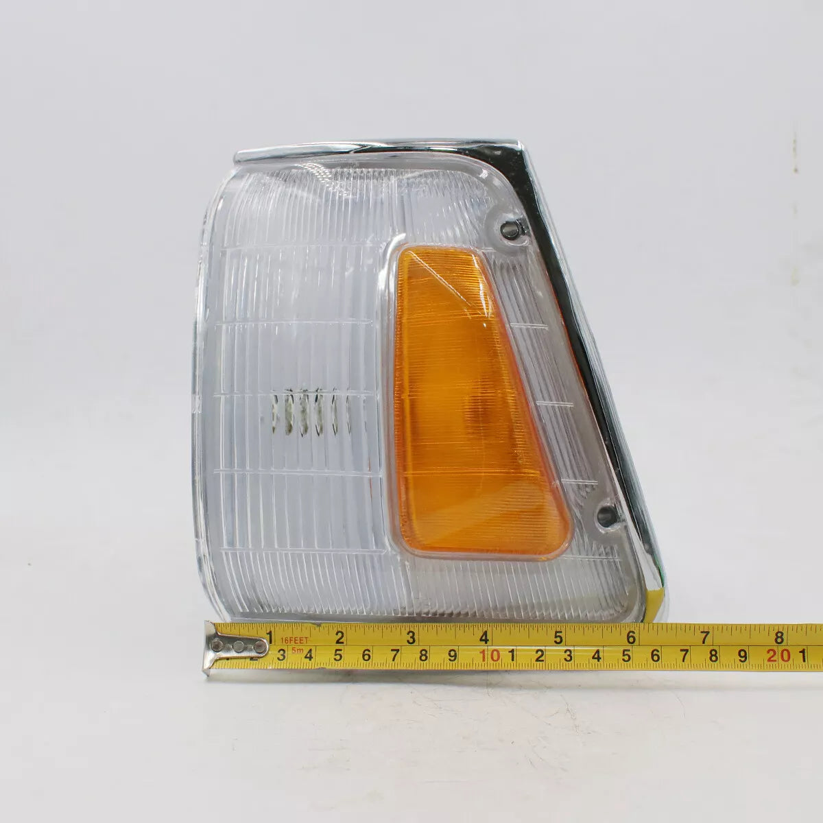 Chrome Corner Indicator Light x2 for Toyota Hilux RN80 RN90 1989-2016