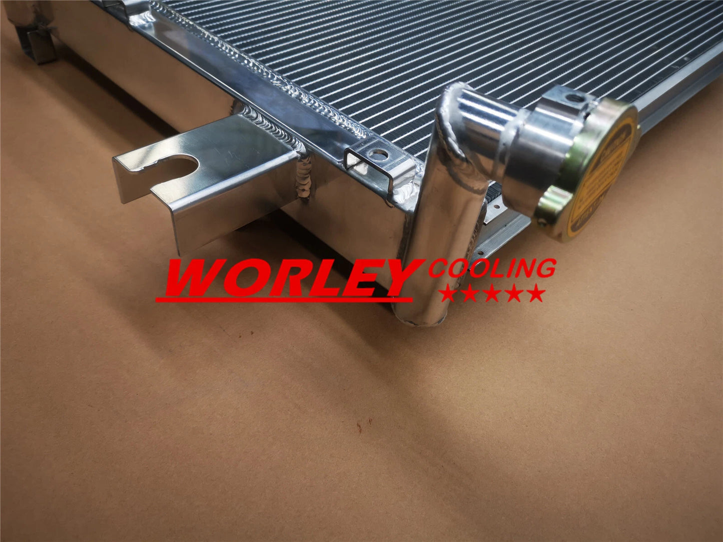 Aluminum Radiator + Fan for Jeep Grand Cherokee & Commander (2006-2010)