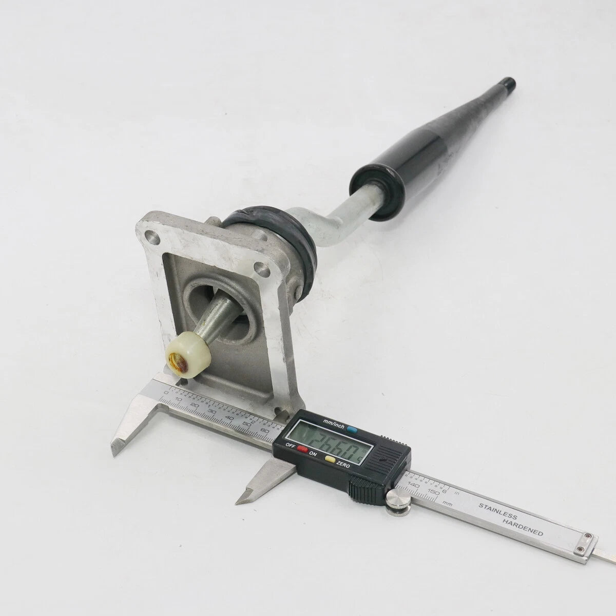 Shift Lever Retainer for Toyota Hilux 2008-2016