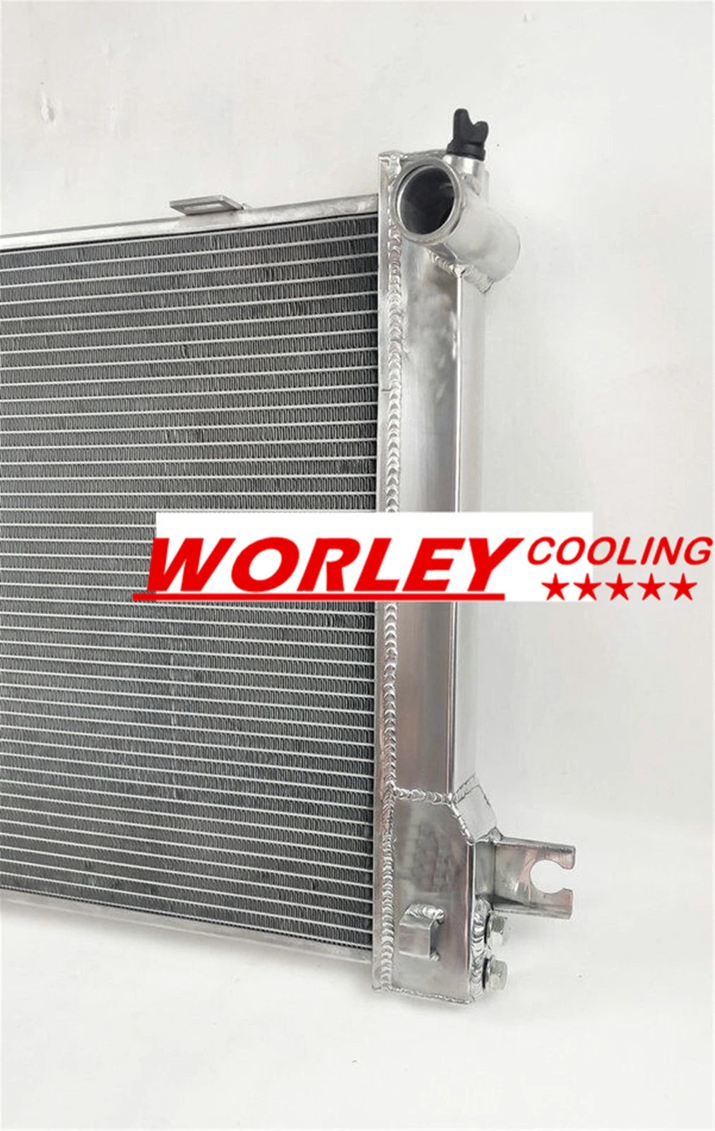 Aluminum Radiator for BMW 3 E30 320i 323i 325i 325ix 325e (1982-1993)