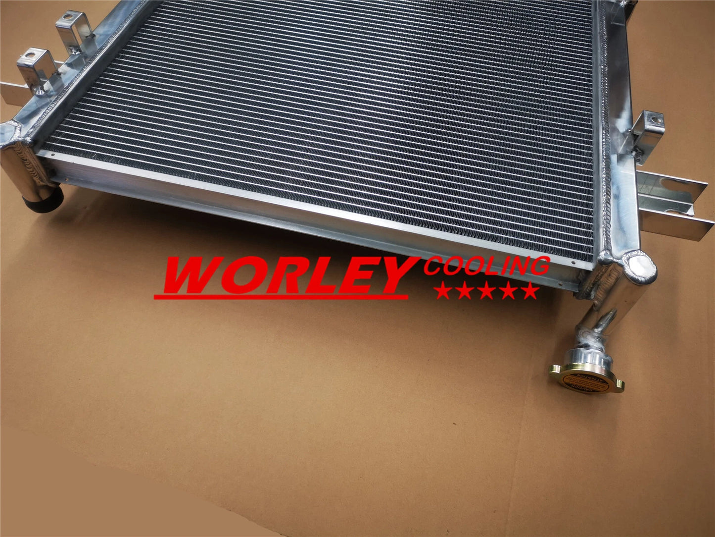 Aluminum Radiator + Fan for Jeep Grand Cherokee & Commander (2006-2010)