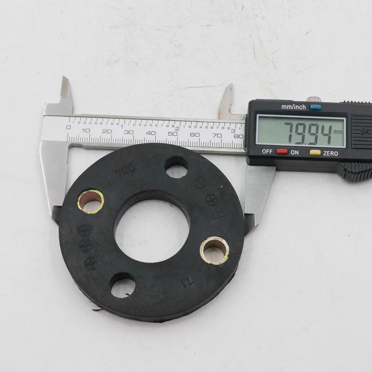 Rubber Coupling Steering Shaft for Nissan 720 D21 King Cab 1984-1986