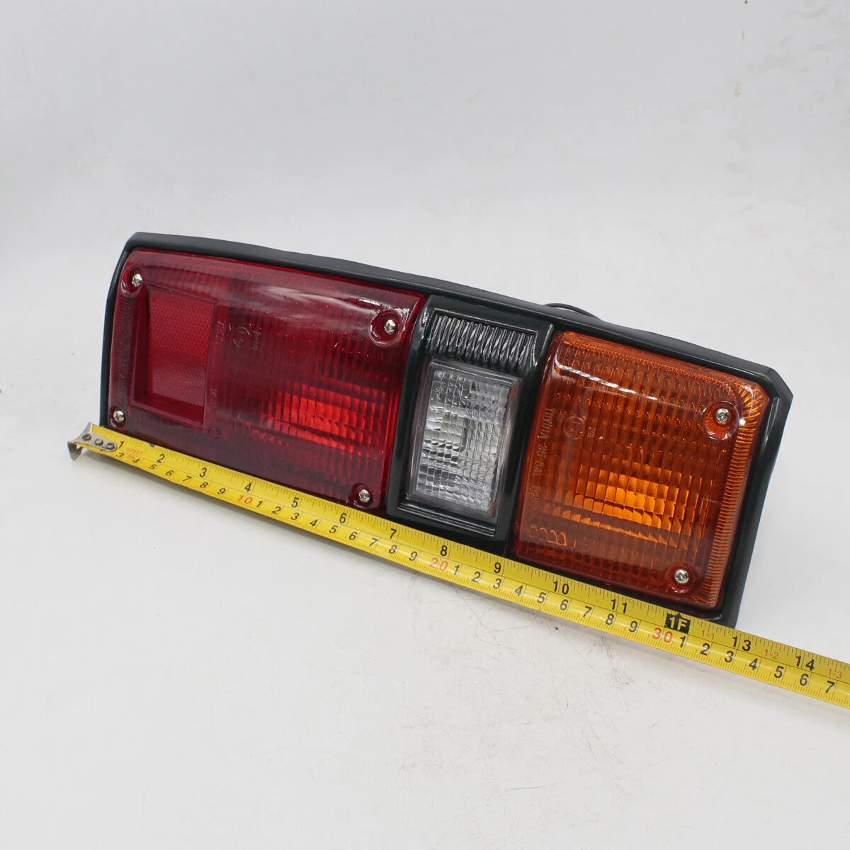 Tail Light for Toyota Hilux 1978-1983