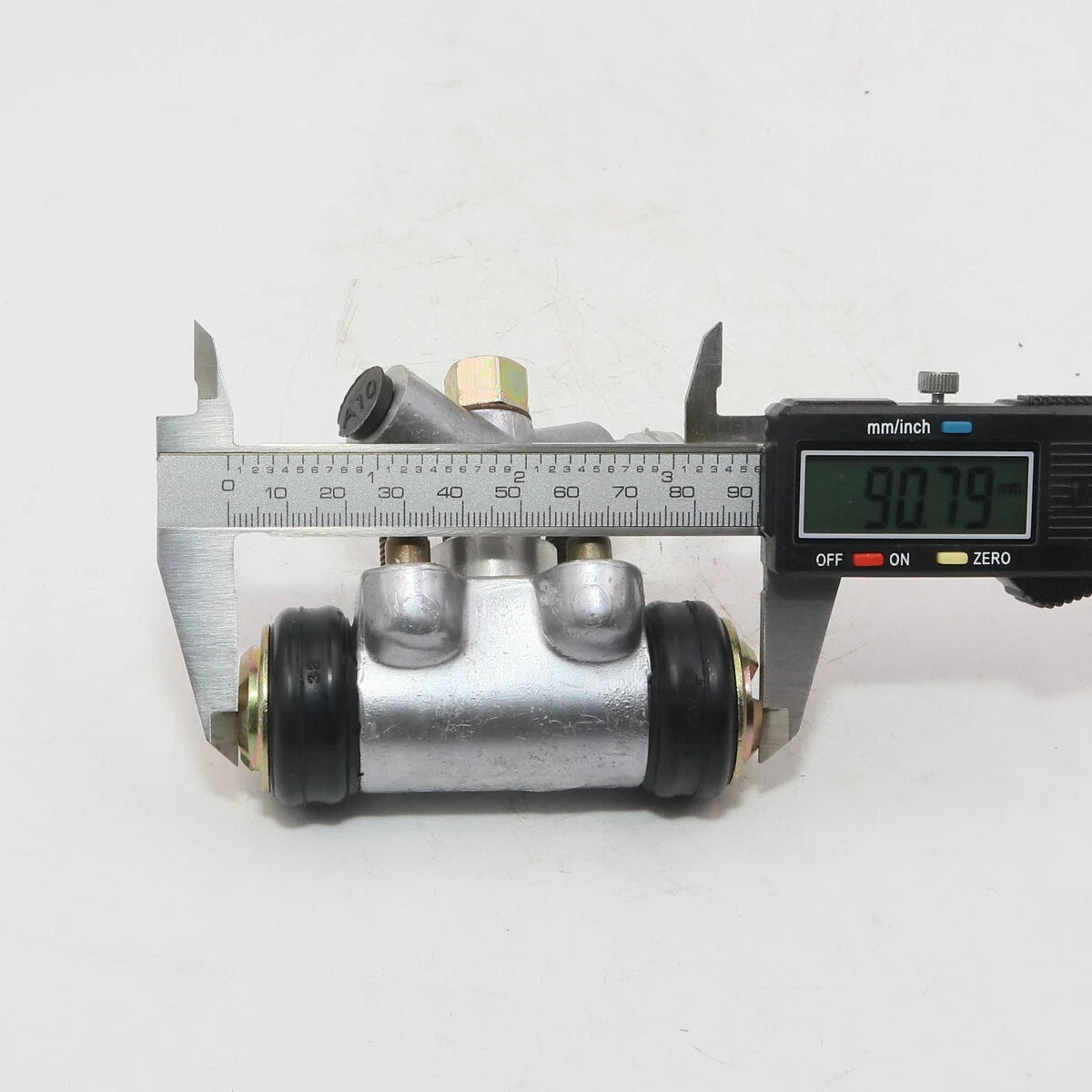 3/4" Rear Brake Cylinder for Nissan Datsun 520/521 1965-1972