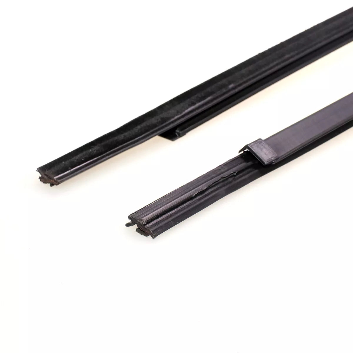 Front Door Belt Moulding for Nissan Navara D22 Terrano 1997-2004