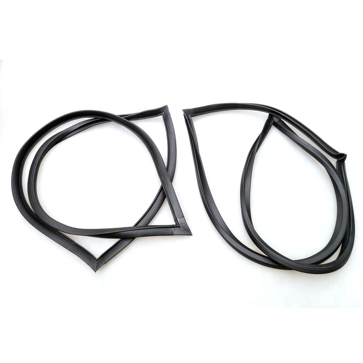 Rear Side Window Weatherstrip for Nissan Bluebird Datsun 510 1600 Sedan 1967-1973