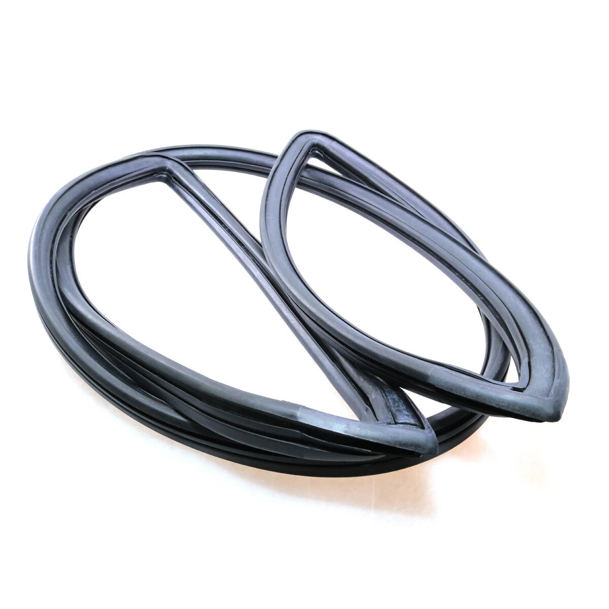 Front Windshield Weatherstrip Molding for Nissan Patrol Safari Y60 GQ II 1987-1997