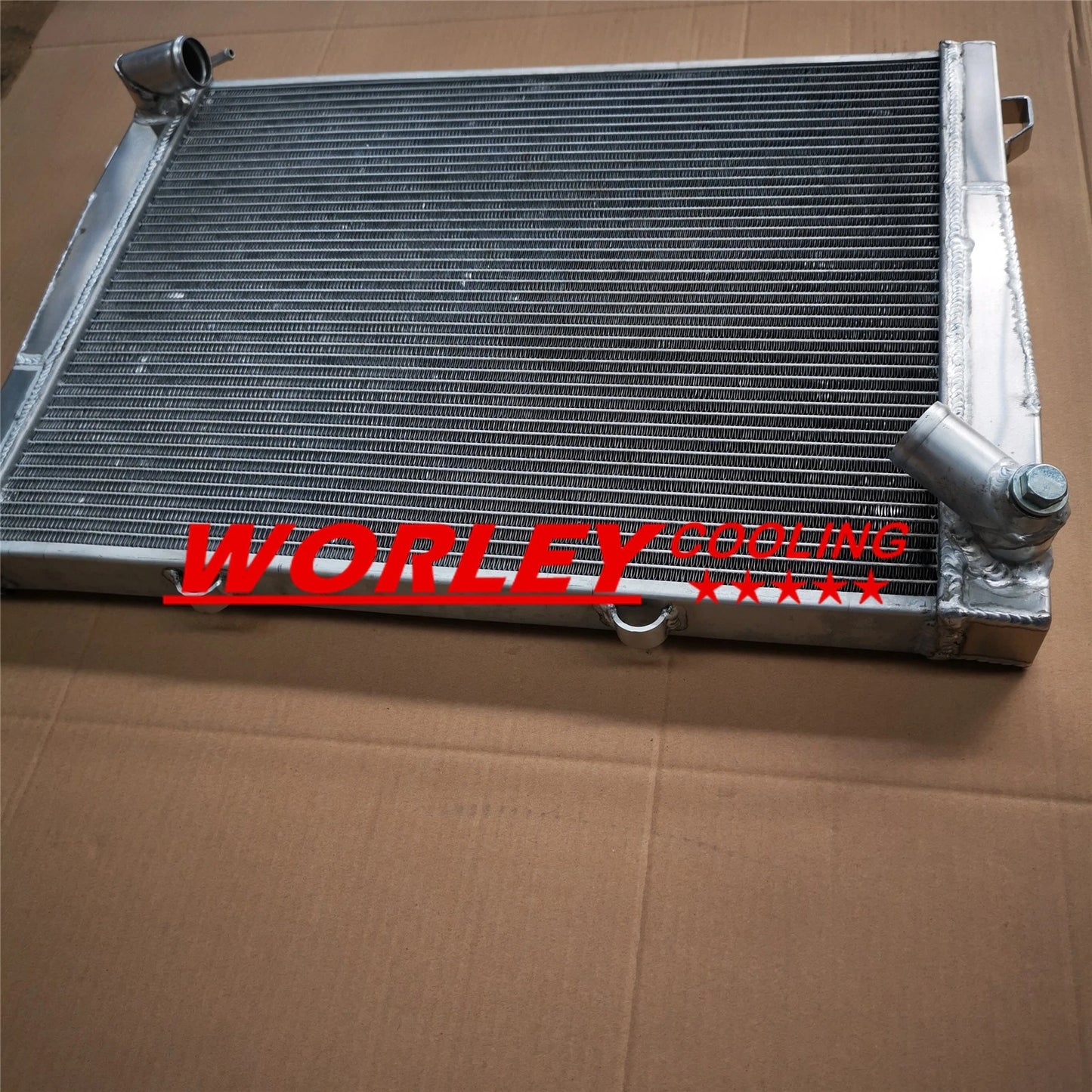 Aluminum Radiator for BMW 2500-2800 M30 (1968-1976)