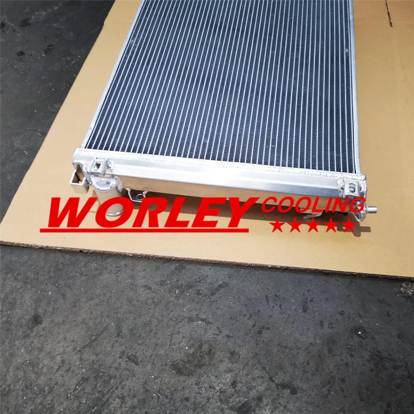 Aluminum Radiator for Chrysler 300 SRT-8 6.4L (2012-2014)