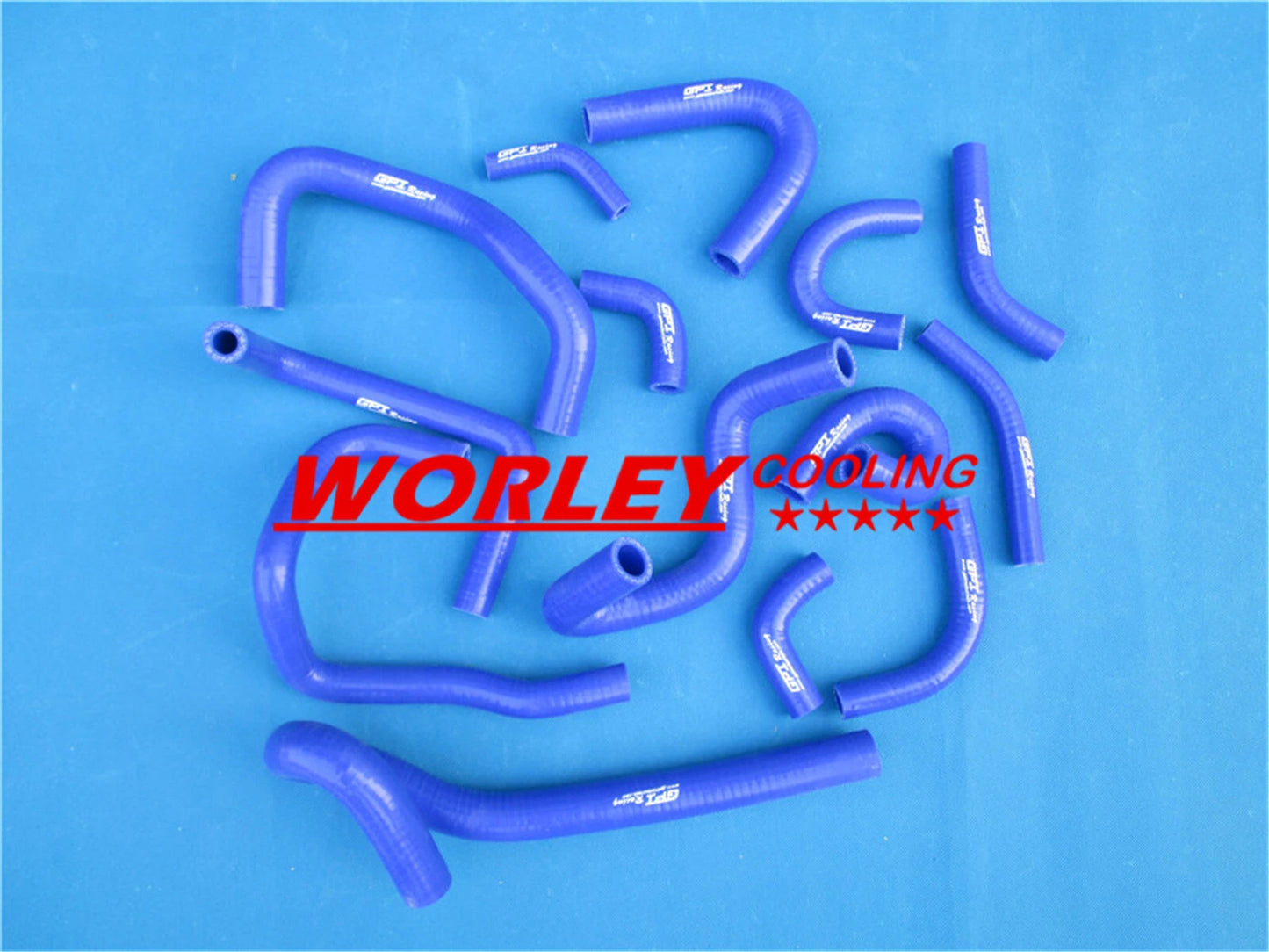 Aluminum Radiator + Blue Hose for Nissan R33 R34 GT GTT GTR (1995-2002)