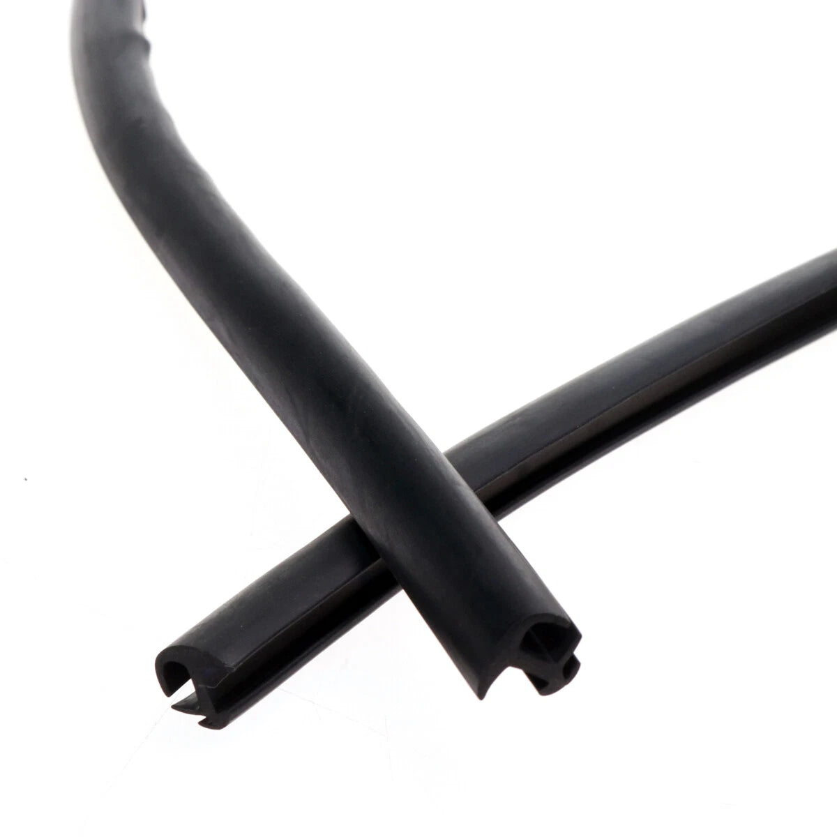Windshield Upper Center Moulding for Nissan Navara D22 1997-2004