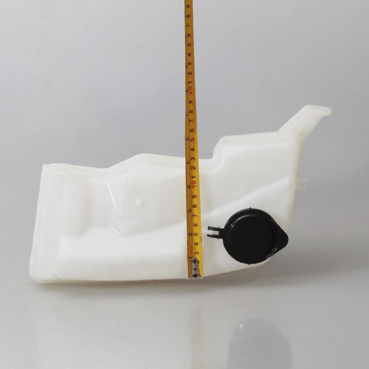 Windshield Washer Reservoir Tank for Toyota Hiace RegiusAce 2004-2013