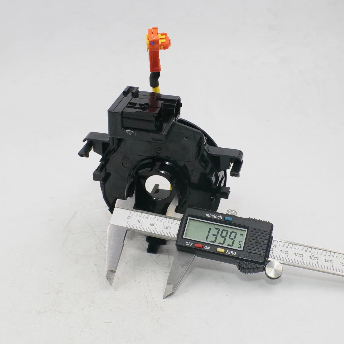 Spiral Cable Clock Spring for Toyota Hilux2005-2016