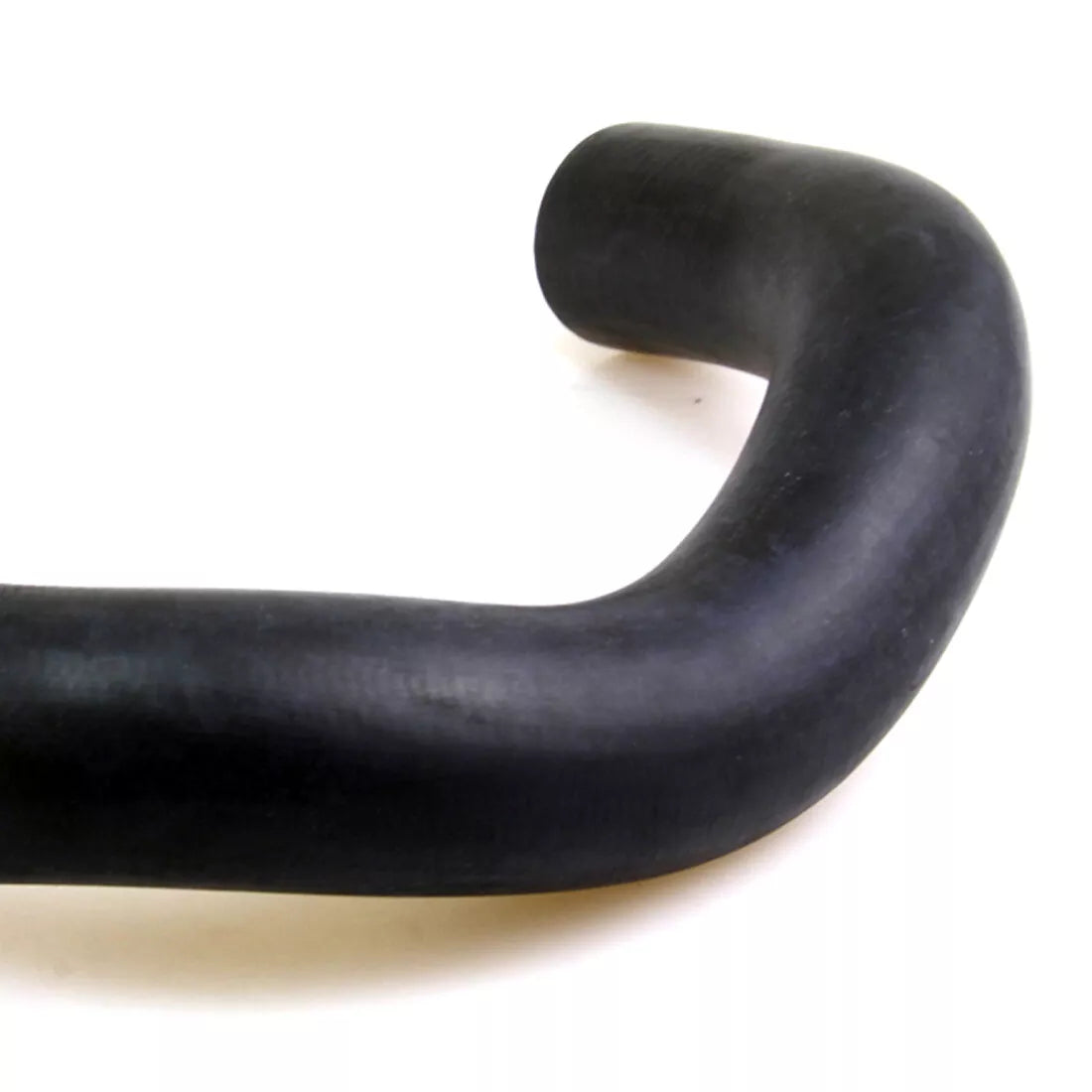 Lower Radiator Hose for Nissan Datsun 510 1600 SSS Bluebird 1968-1973