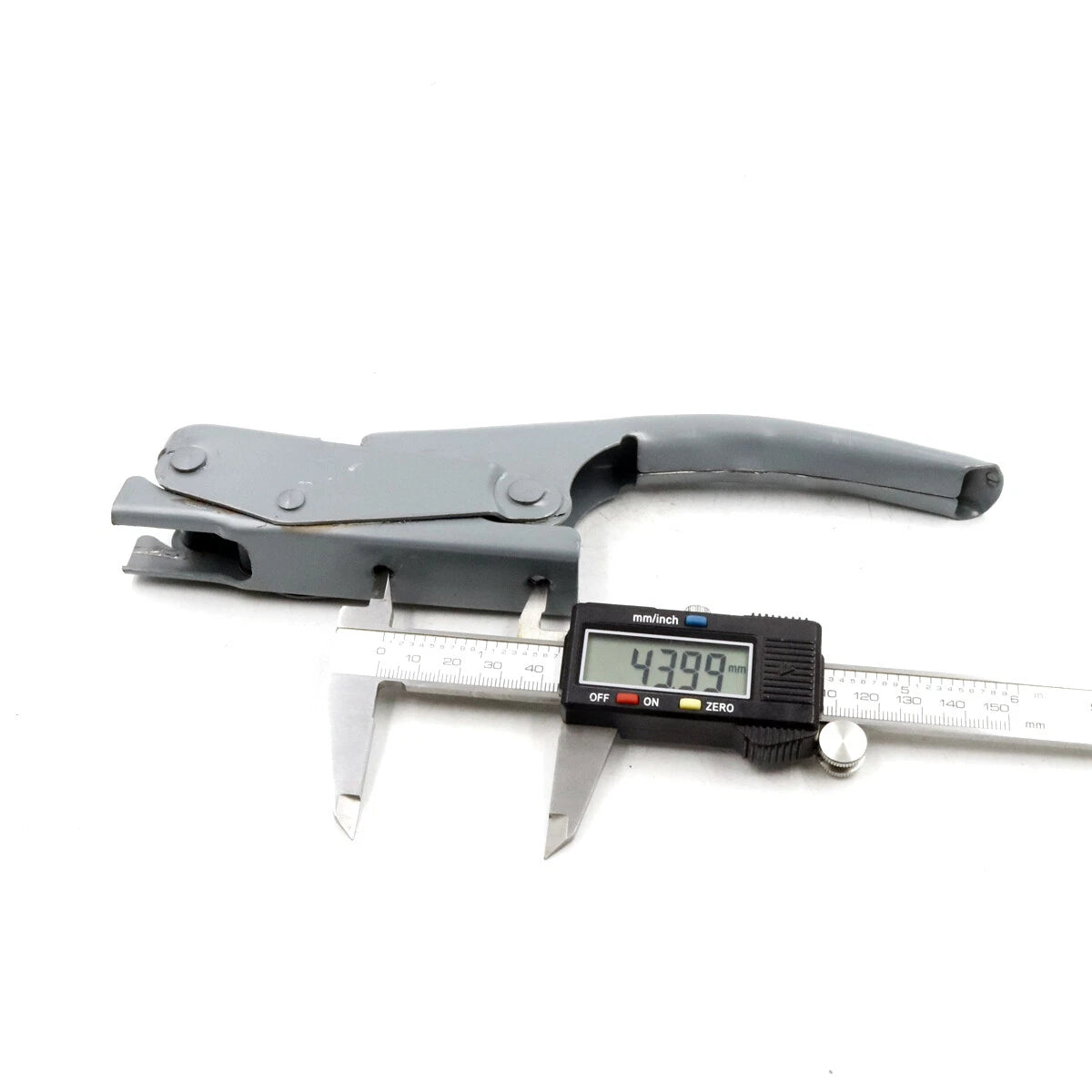 Tail gate Handle Opener for Nissan Navara D22 Fiera 1997-2004