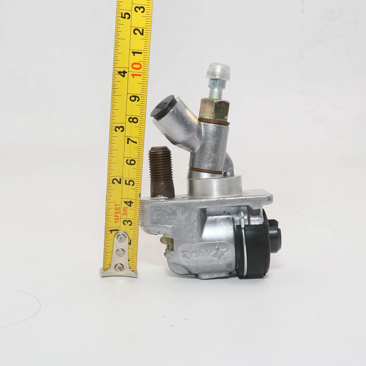 3/4" Front Left Wheel Brake Cylinder for Nissan Datsun 680 U620