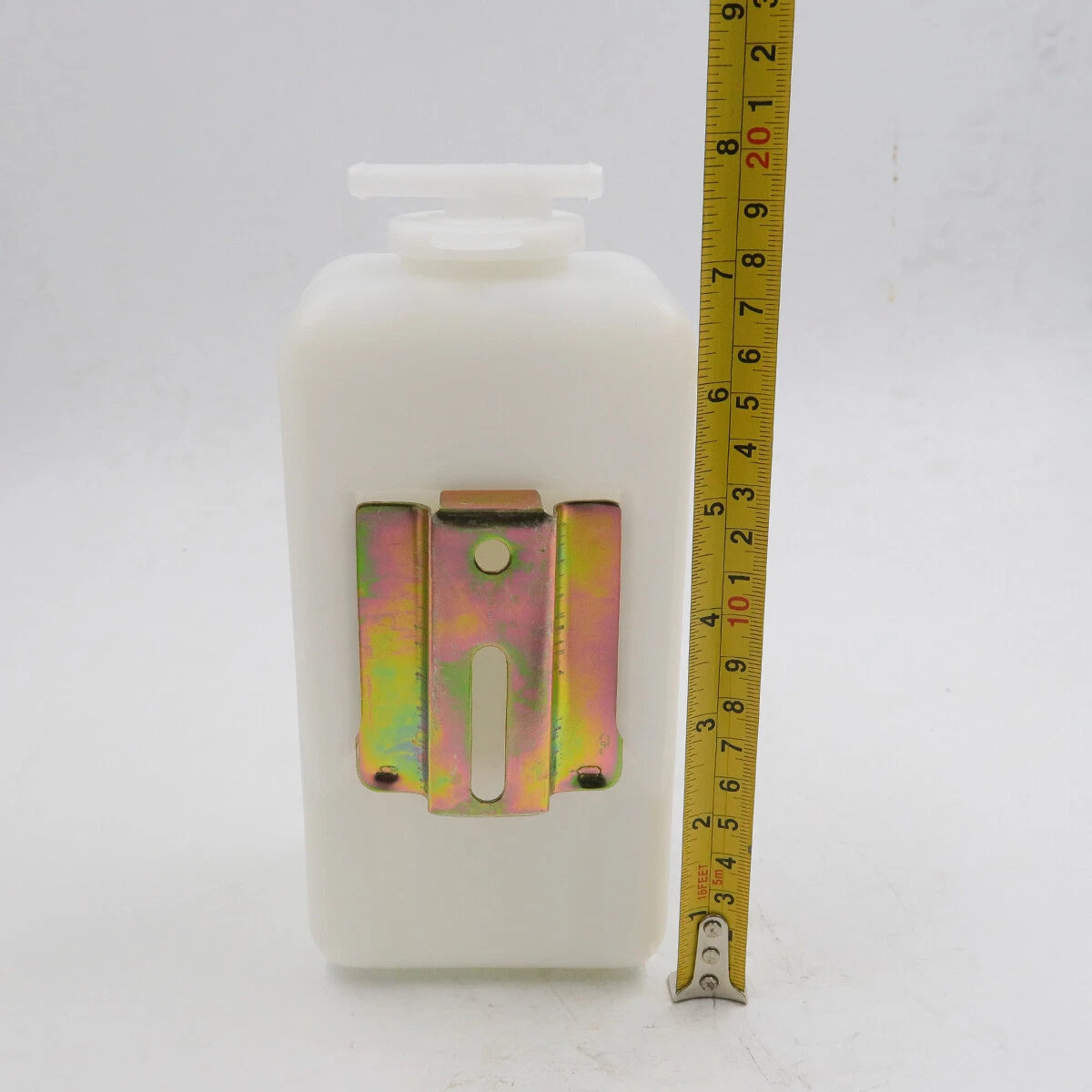 Engine Coolant Reservoir for Toyota Celica TA22/TA23/TA28/RA28 1970-1978