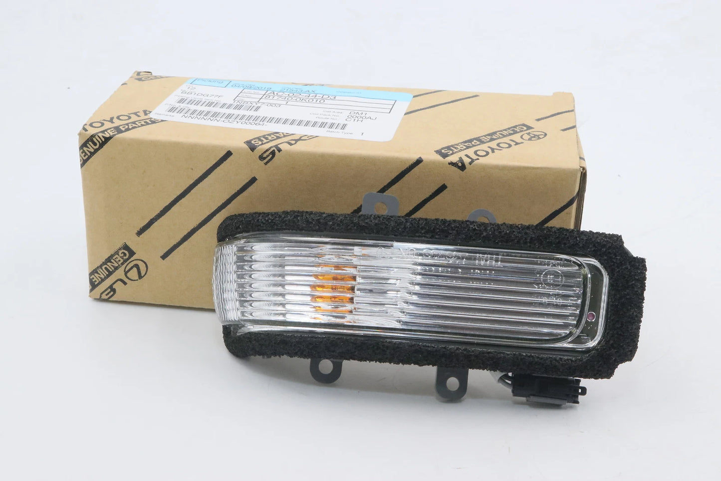LH Mirror Turn Signal Light Cover for Toyota Hilux GGN15 GGN25 KUN16 2011-2015