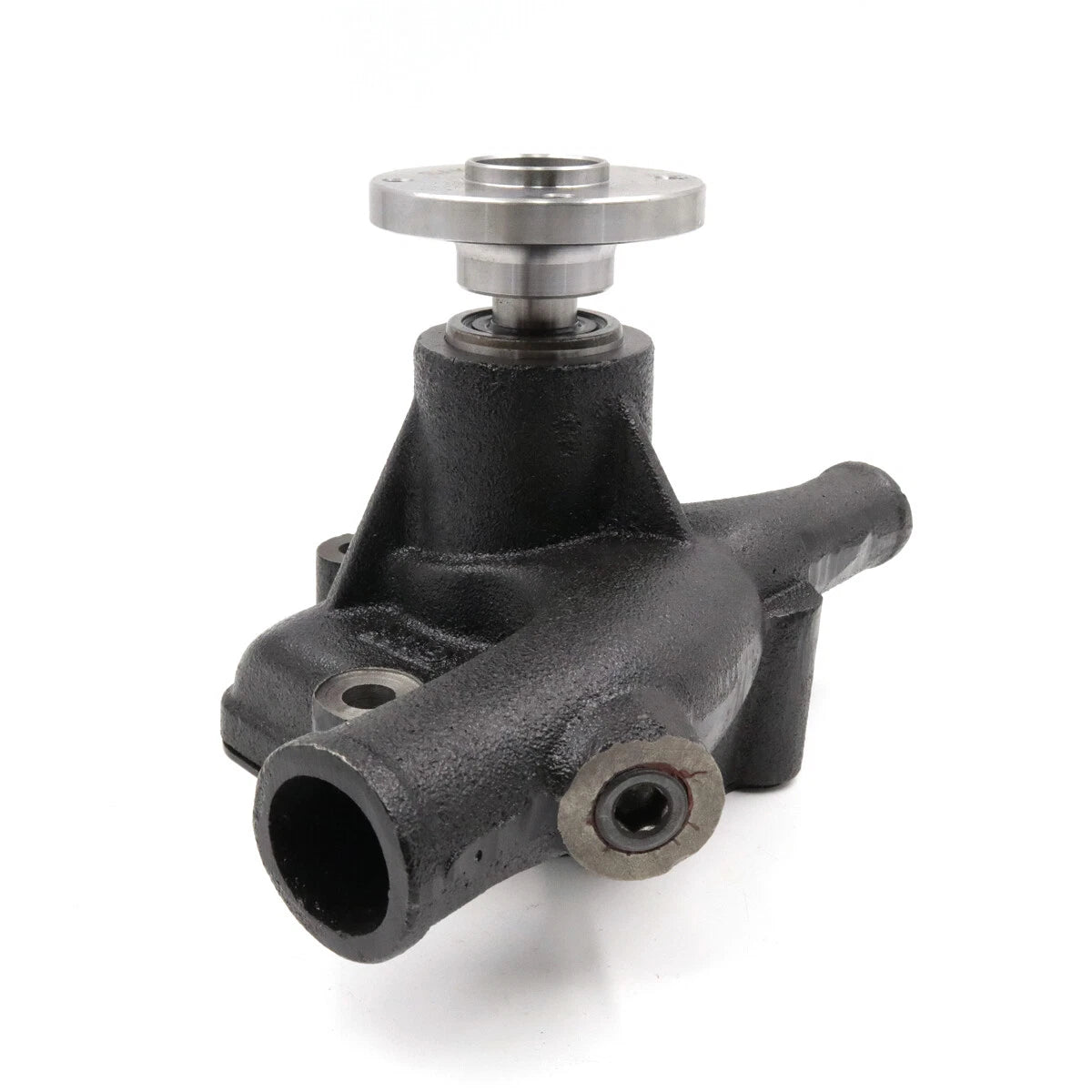 Water Pump 2.3L SD23 Engine for Nissan Atlas Cabstar UD Condor F22