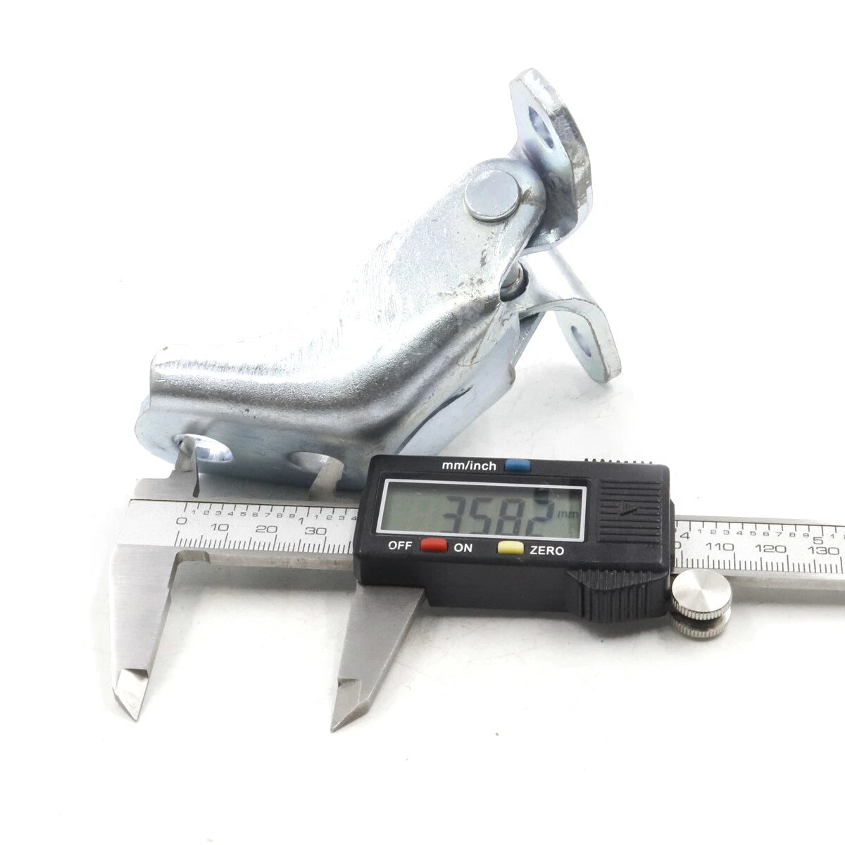 Left Door Hinges for Nissan Navara D22 NP300 1997-2014