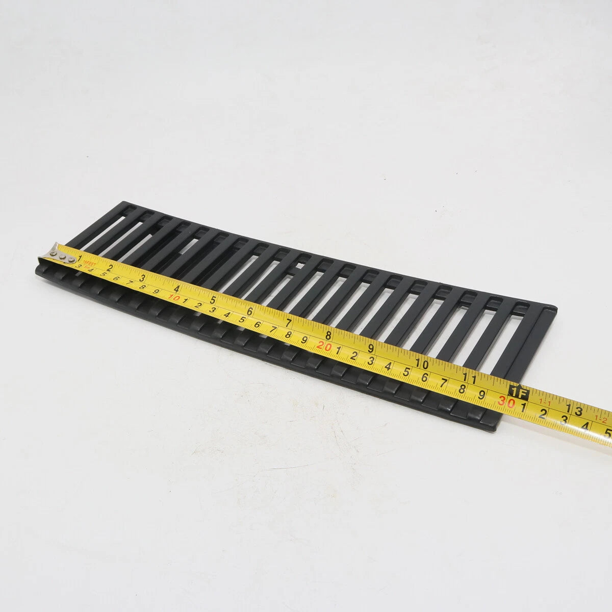 Wiper Cowl Grill for Nissan Datsun Navara 1986-1992