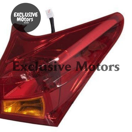 Right hand Tail light for Toyota Corolla Hatch (2013 - 2015) Bulb Type