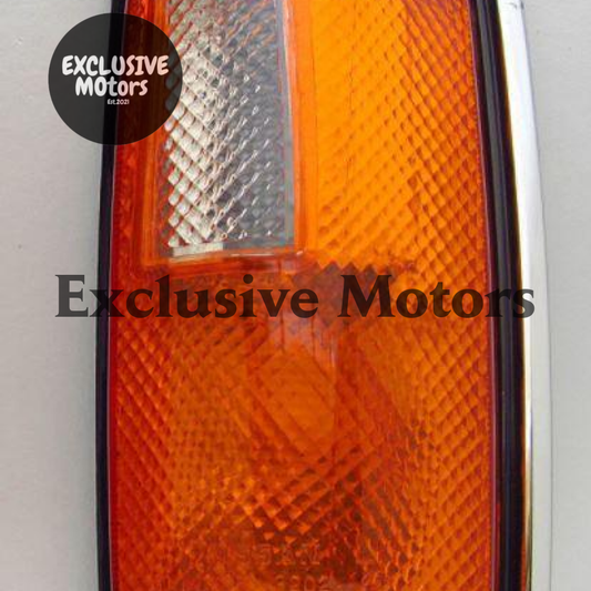 Left-Hand Corner Light Chrome for Nissan Navara (1986-1992)