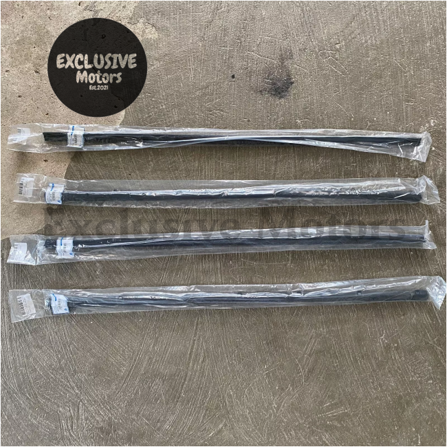 4 X Outer Weatherstrip/ Seals For Toyota Starlet Kp 1978 +