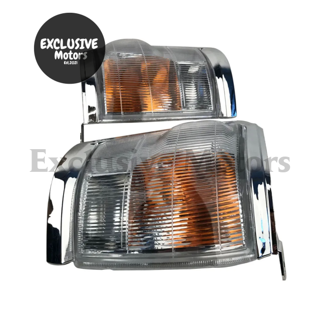 Pair of Front Turn Signal Corner Lamps for Toyota Hilux RZN148 (1998-2000)