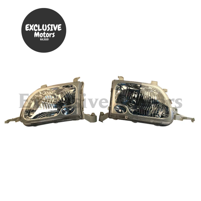 Pair of Headlights for Toyota TownAce/LiteAce (1999-2001)