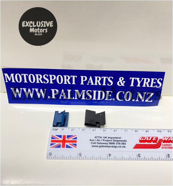 Ford Escort MK1 / 2 Outer  / inner door Glass Seal Clip