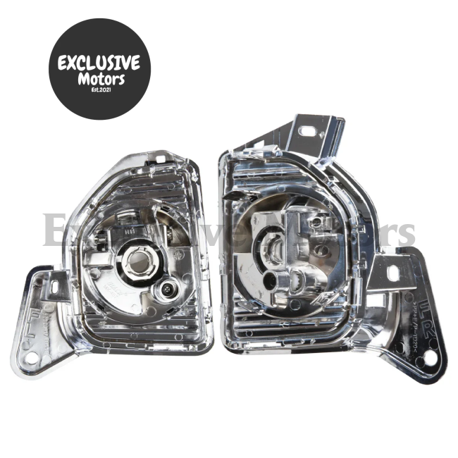 Front Bumper Fog Lights for Toyota Hiace  2014 +