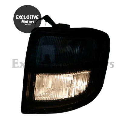 Front Side Marker Turn / Park Lights for Mitsubishi Pajero V33