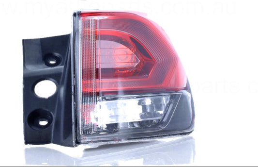 Right LED Tail Light for Toyota RAV4 (2015-2019)