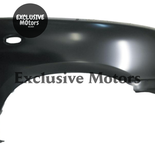 Right-Hand Guard with Side Light Hole for Nissan Navara D22 2WD (2002-2013)