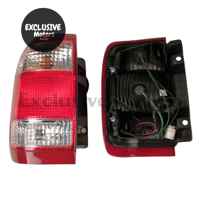 Rear Brake Light And Turn Signal For Nissan Pathfinder/Terrano Regulus Tr50/R50 (1996-2004)