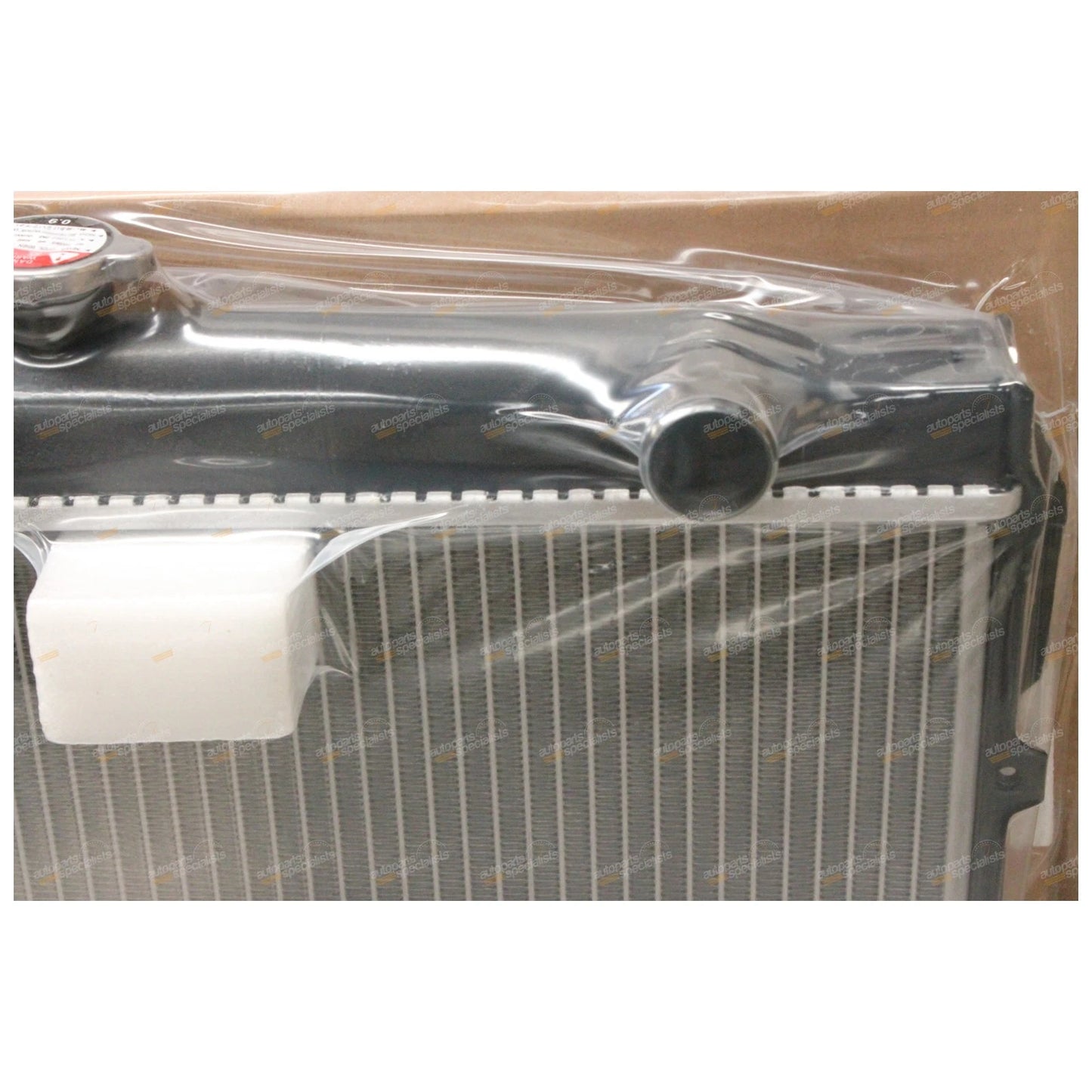 Alloy Core Radiator for Toyota Hilux YN55 YN56 YN57 4cyl 1.6L 1.8L 2.0L (1983-89)