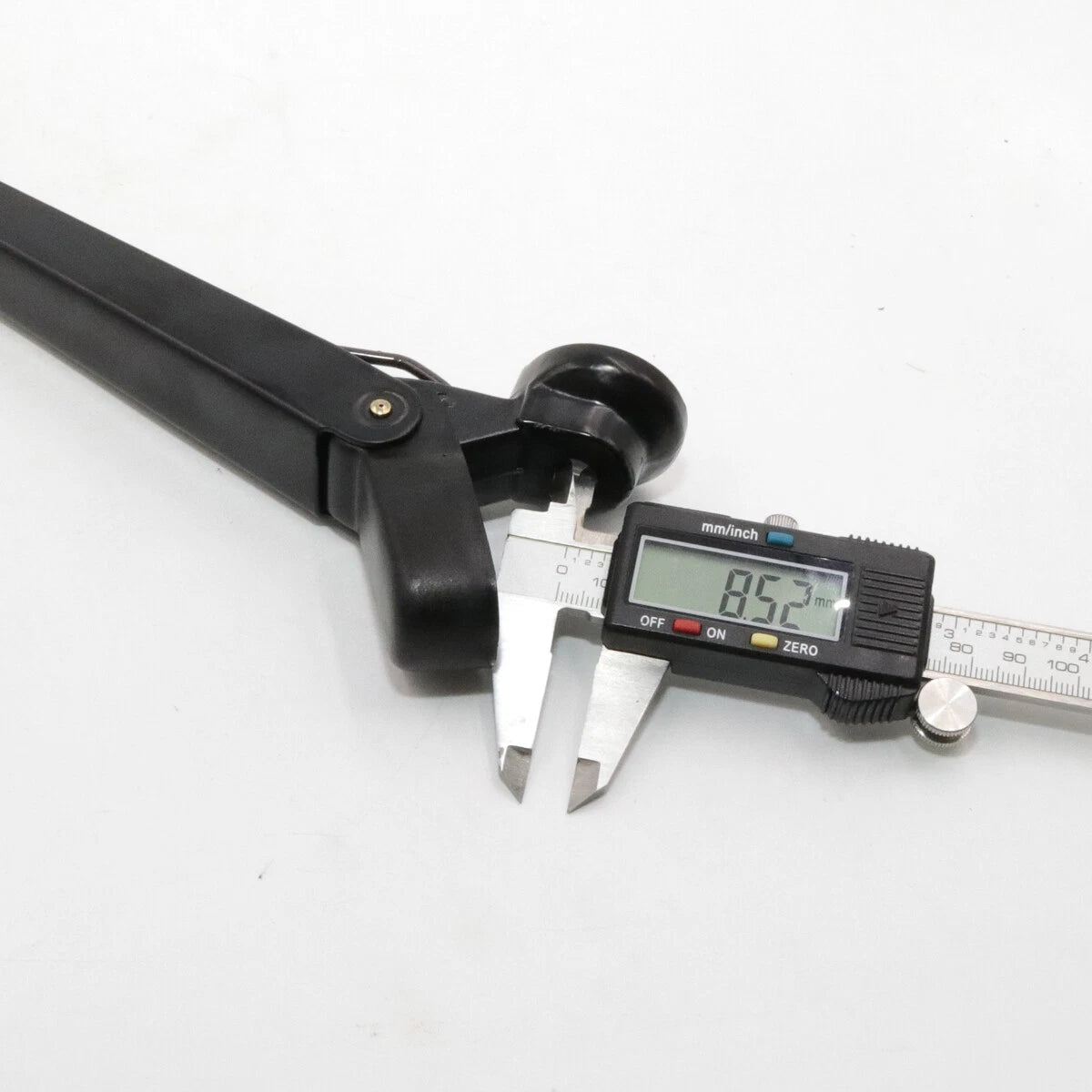 Wiper Arm Set for Toyota Hiace Commuter 1989-2004