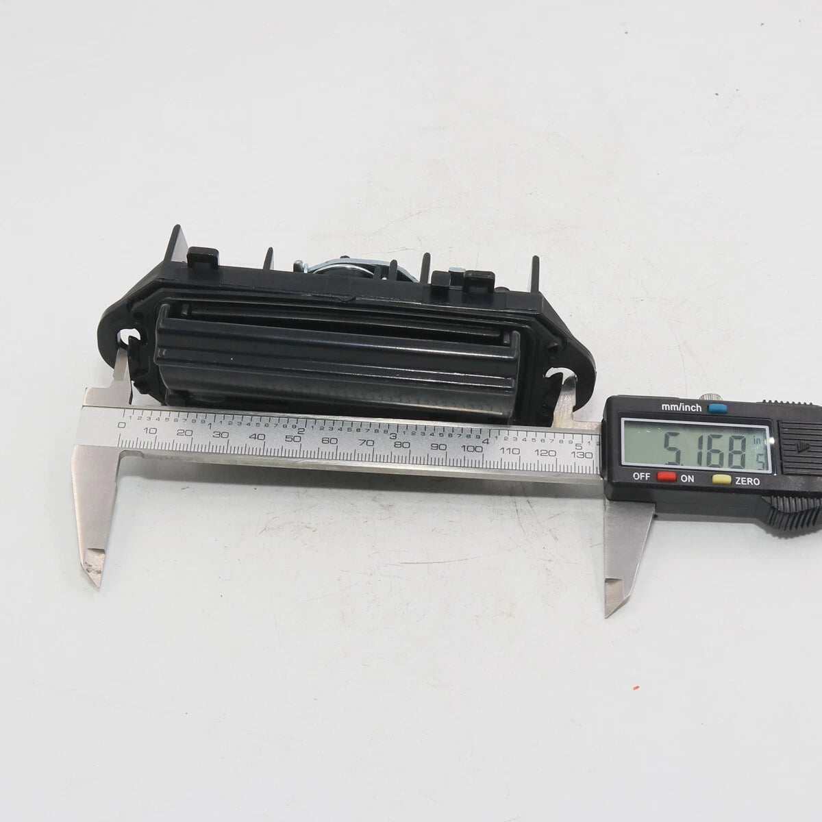 Tail gate Handle Outer for Toyota Hiace Commuter H200 2004-2016