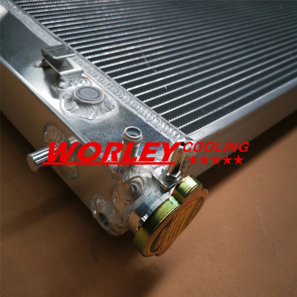 Alloy Radiator for Holden VZ Commodore GEN3 LS1 5.7L GEN4 LS2 6L V8 (2 ...