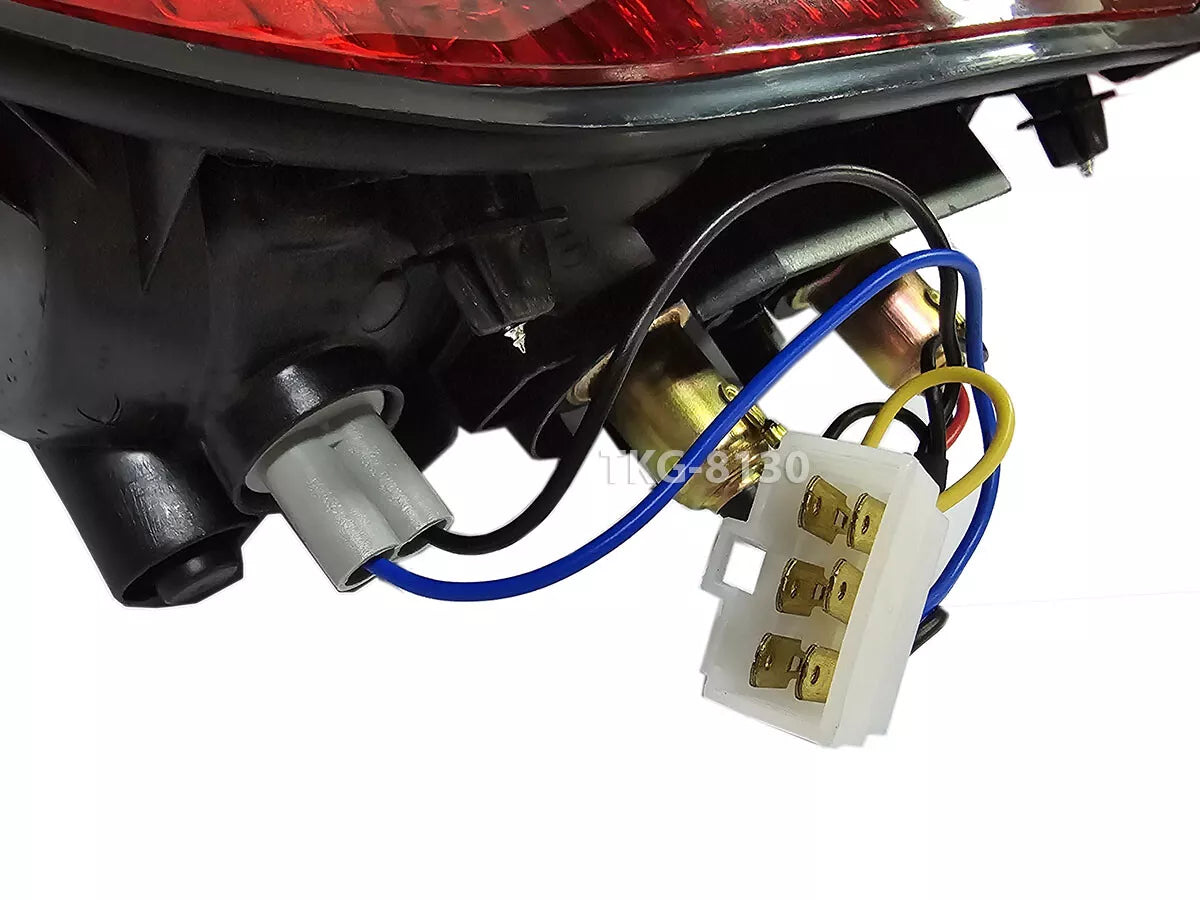 1 x Left Rear Tail Light for Toyota Hilux MK4 (2003-2004)