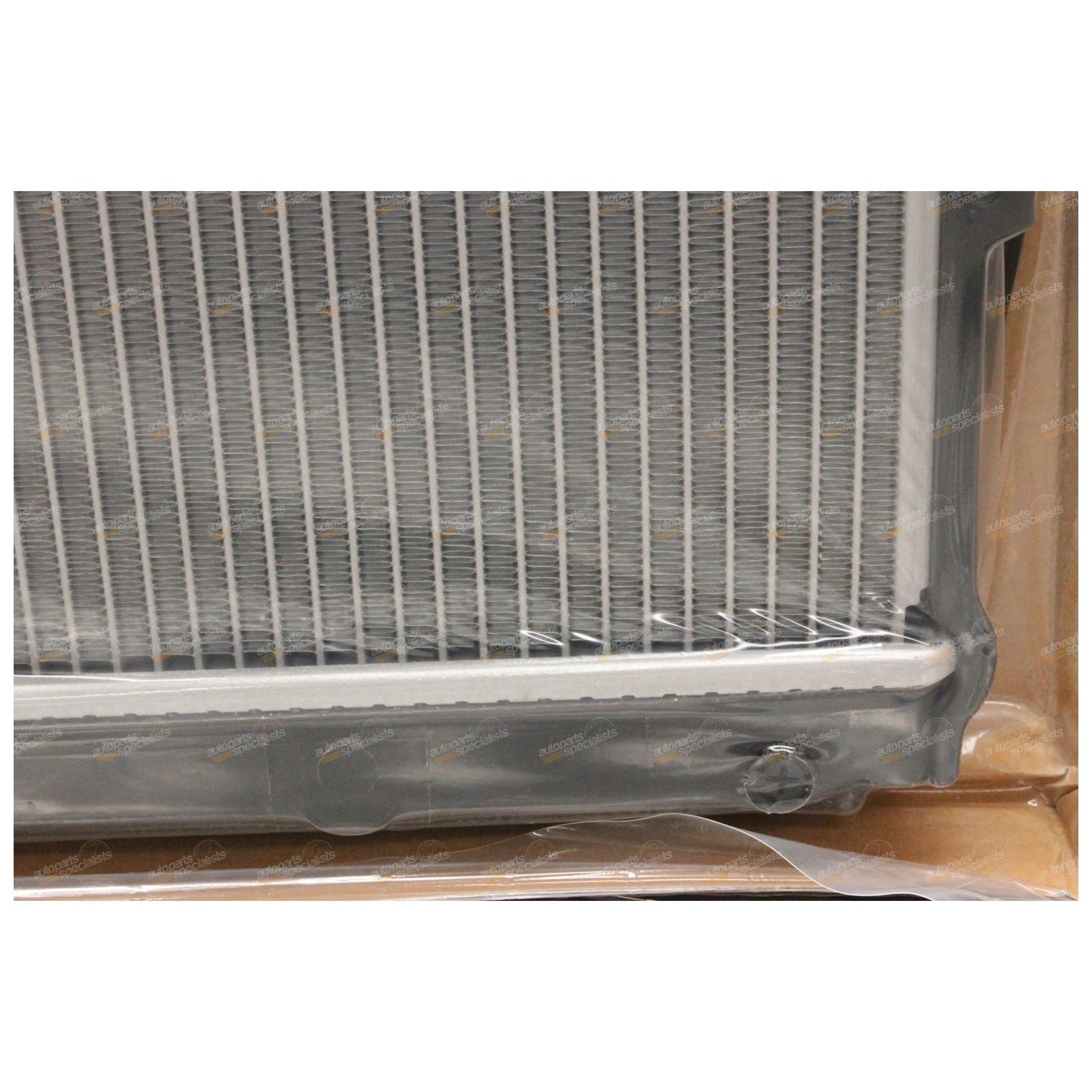Alloy Core Radiator for Toyota Hilux YN55 YN56 YN57 4cyl 1.6L 1.8L 2.0L (1983-89)