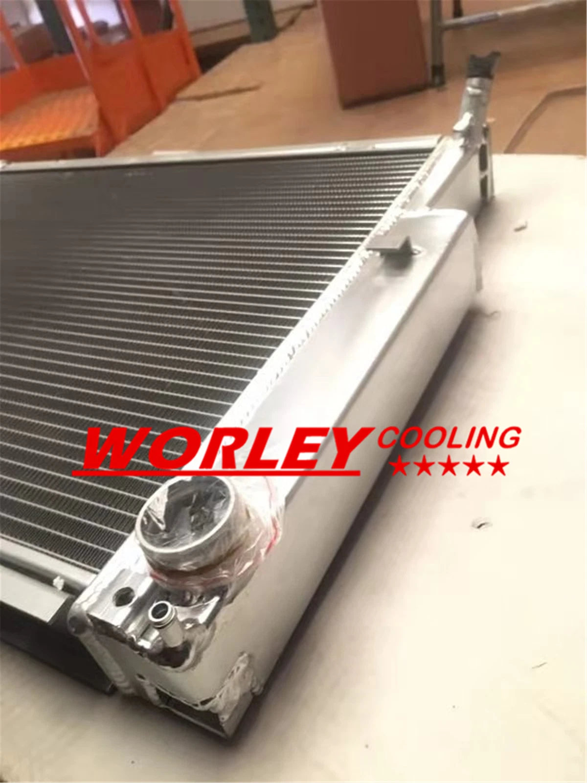 Aluminum Radiator for BMW 3-Series 325i 328i M3 323i E36 (1992-1999)