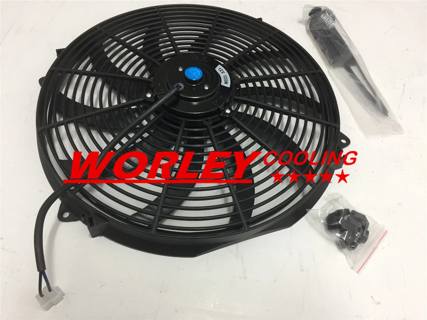 Aluminum Radiator + Fan for Jeep Cherokee Liberty KJ 3.7L V6 (2001-2008)
