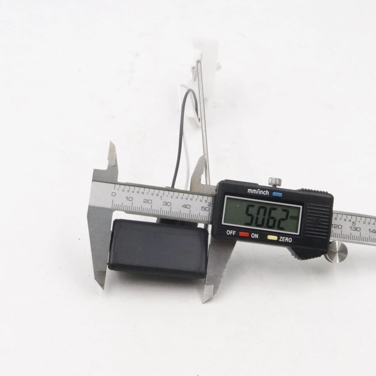 Fuel Sender Unit for Toyota HiluxSR5 2005-2015