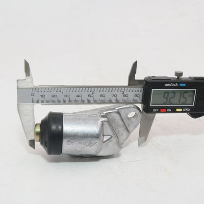 Front Wheel Brake Cylinder for Datsun Nissan 520/521/620/720 J15 1969-1986